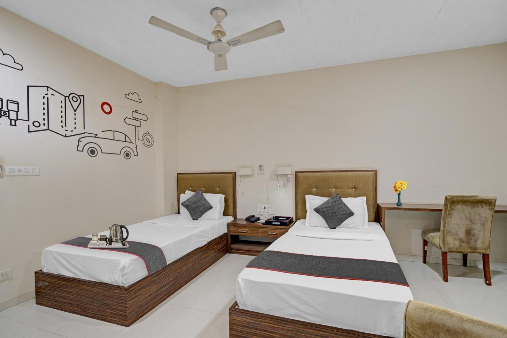 O The Kia Residency And Banquet Hotel Ahmedabad